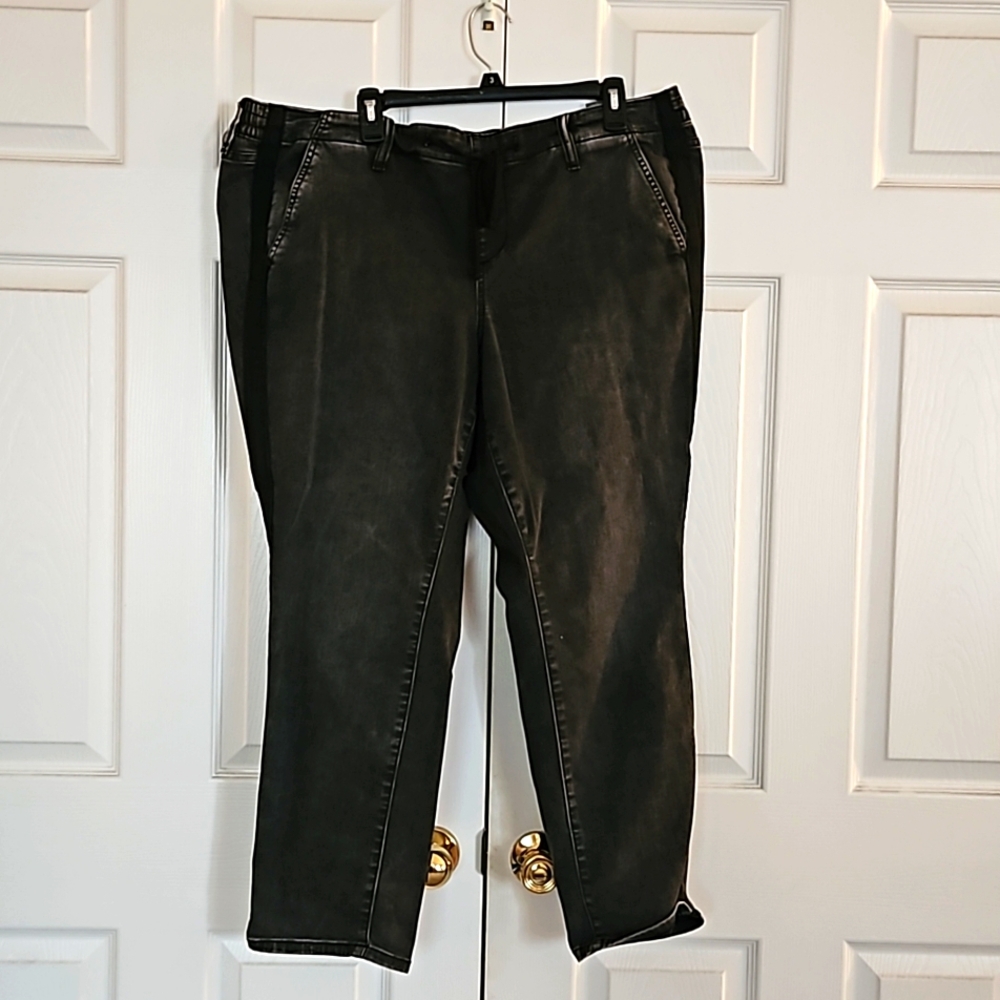Elastic waistband jeans